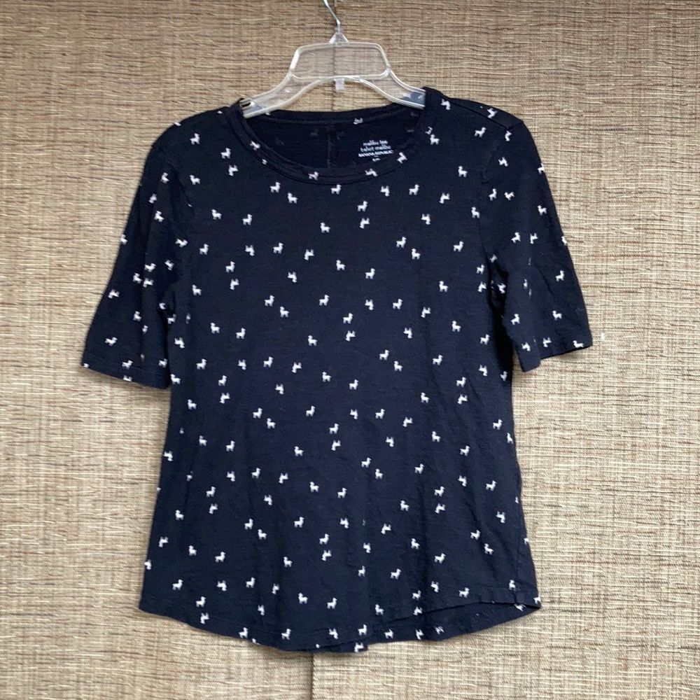 Banana Republic cotton blend tee shirt llama print